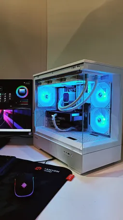 GAME PC GLACIER Geforce LE / AMD Ryzen AM5/ W11