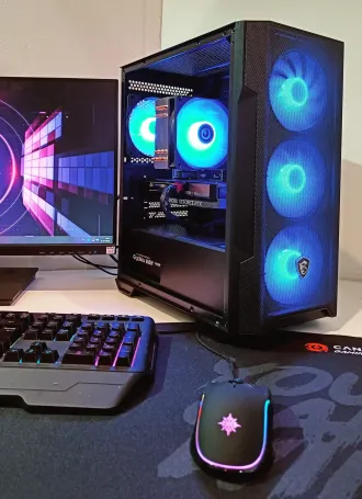 PREBUILT GAME PC FORGE 100″AMD RYZEN 5 7500F / 32GB DDR5 / 1TB SSD / GEFORCE RTX 4060 8GB / W11″ (5031)